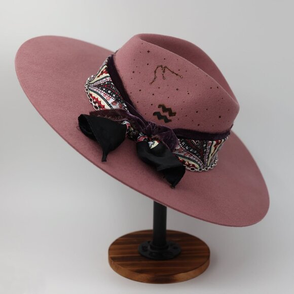 Aquarius Western Hat